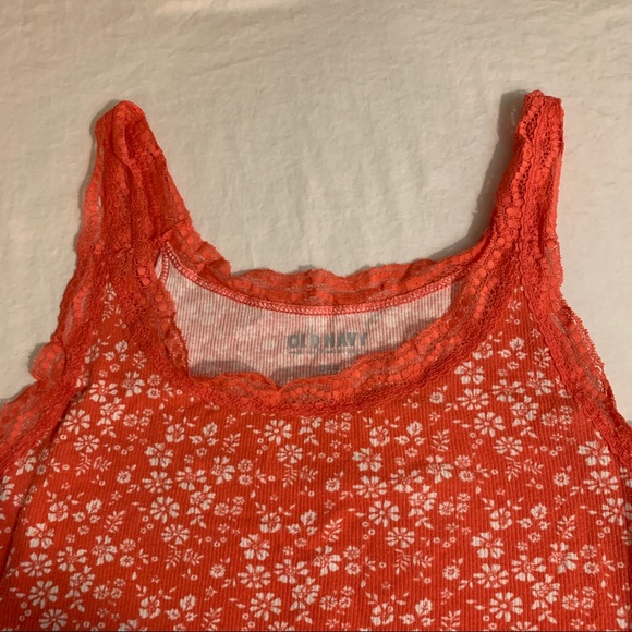 Old Navy camisole - Picture 3 of 4